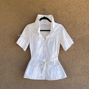 Beautiful button up top